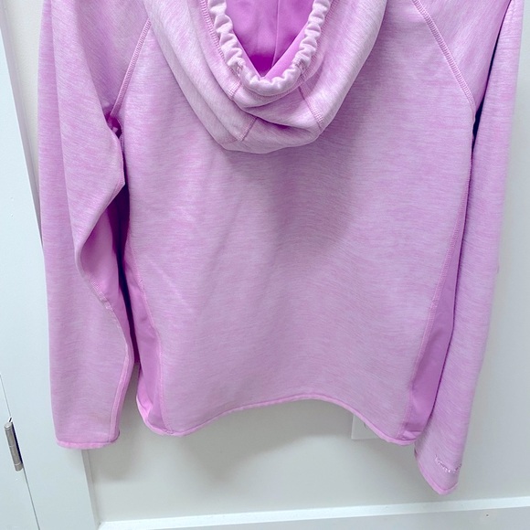 🩷WOMENS UNDER-ARMOR HOODIE, ONLY WORN ONCE!! - Picture 4 of 5